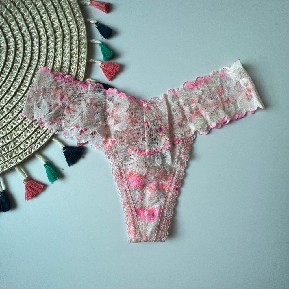 Victoria's Secret Laced Thong Panty Faded Pink Tie Dye Small NEW